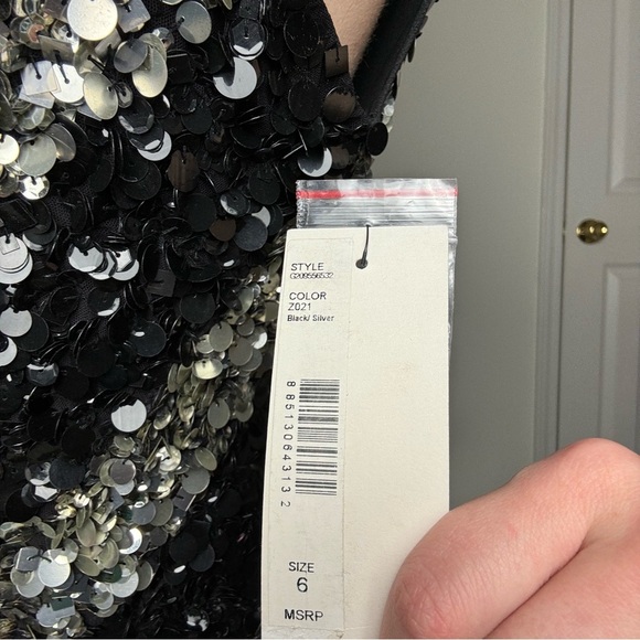Alice and olivia sequin striped gown nwt small black and silver - Picture 6 of 6